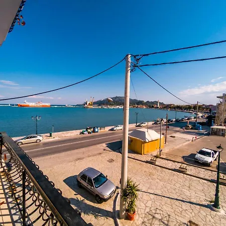 Saint Loukas Aparthotel 3*